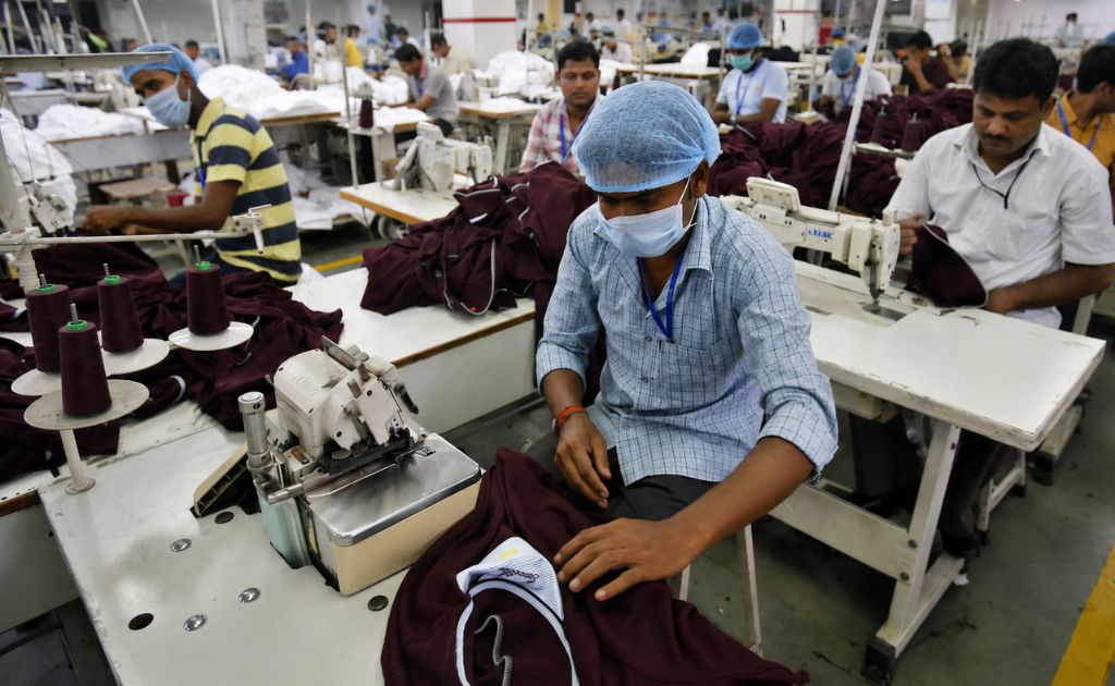 How to Find Clothing Manufacturers in India for Fashion Brands